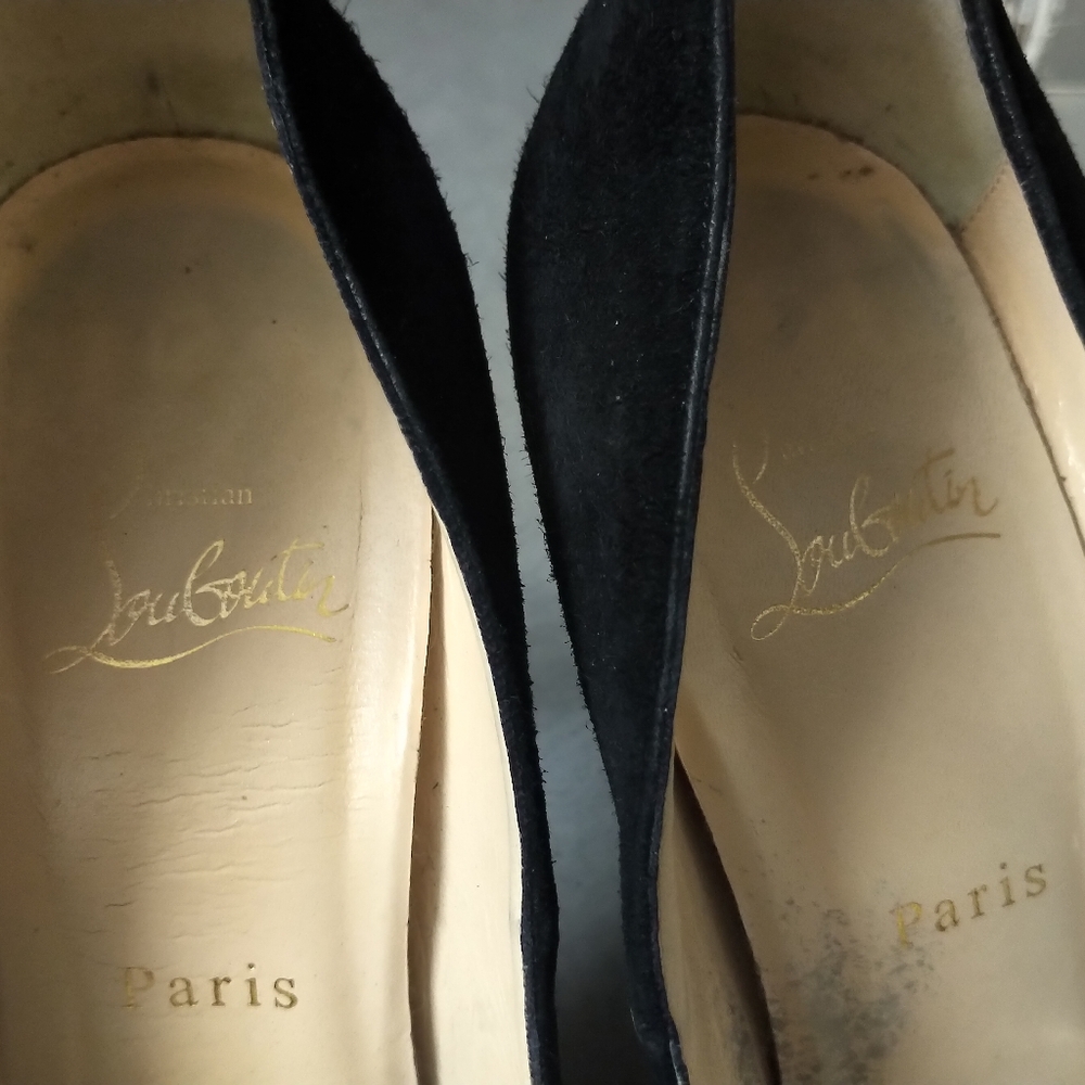 Christian Louboutin Black Suede Classic Pumps - Picture 8 of 12